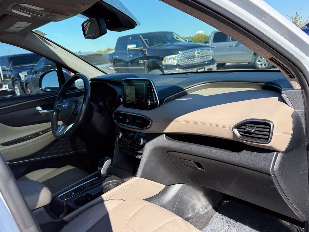 Used 2019 Hyundai Santa Fe AWD image 28