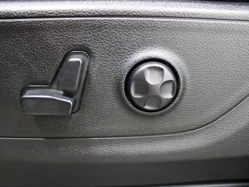 Used 2019 RAM 1500 Big Horn image 40