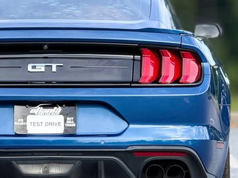 Used 2022 Ford Mustang GT RWD image 17