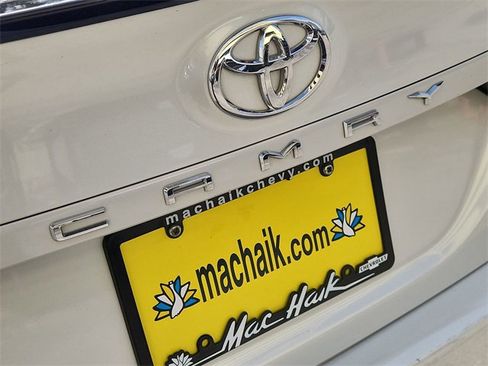 Used 2021 Toyota Camry XSE image 31