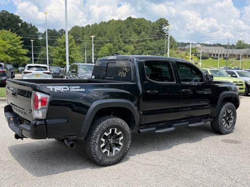 Used 2022 Toyota Tacoma TRD Off-Road w/ TRD Premium Off Road Package RWD image 4