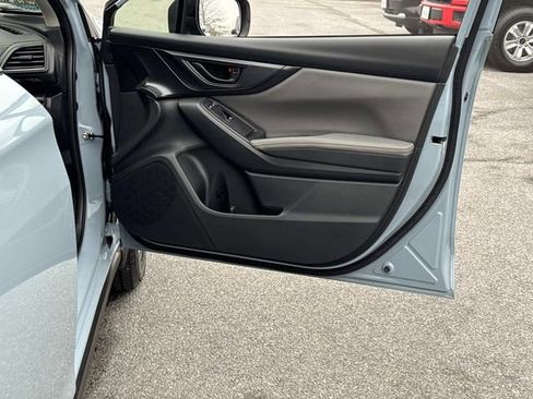 Used 2022 Subaru Crosstrek 2.5i Sport w/ Moonroof Package image 10