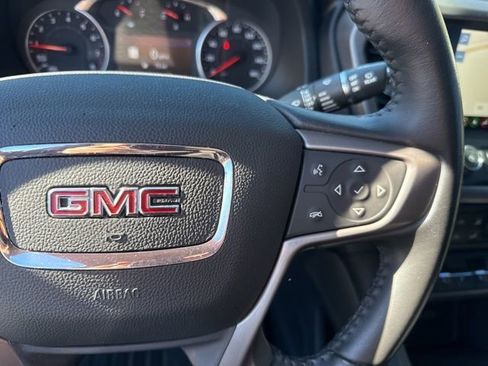 Used 2021 GMC Acadia AT4 image 30