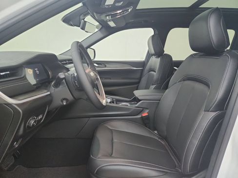 New 2026 Jeep Grand Cherokee L Limited AWD/4WD image 18