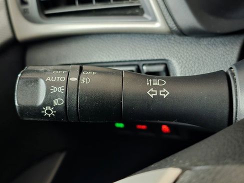 Used 2014 Nissan Sentra SR w/ SR Driver Package FWD image 26