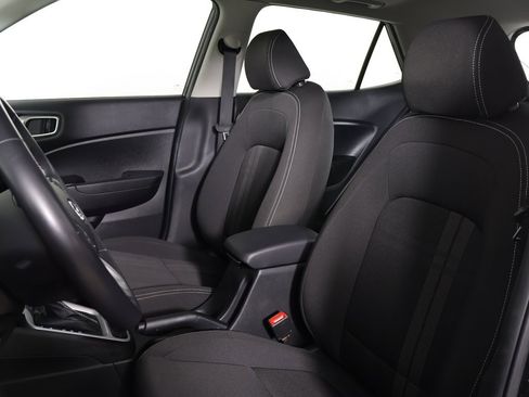 Used 2023 Hyundai Venue SEL w/ Cargo Package image 24