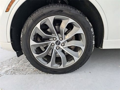 Used 2021 Lincoln Aviator Grand Touring w/ Elements Package Plus image 21