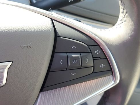 Certified 2023 Cadillac XT5 Premium Luxury image 19