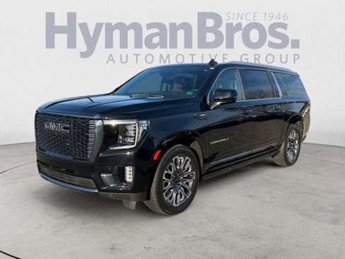 Used 2023 GMC Yukon XL Denali Ultimate AWD/4WD image 7