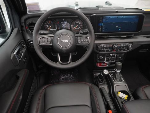 New 2026 Jeep Wrangler Unlimited Rubicon AWD/4WD image 19