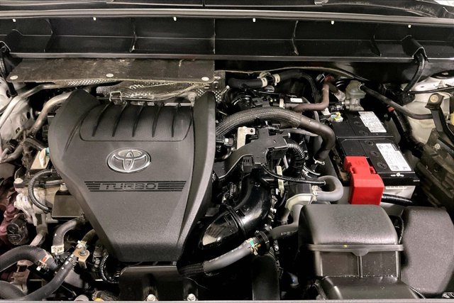 Used 2023 Toyota Highlander XLE AWD/4WD image 10