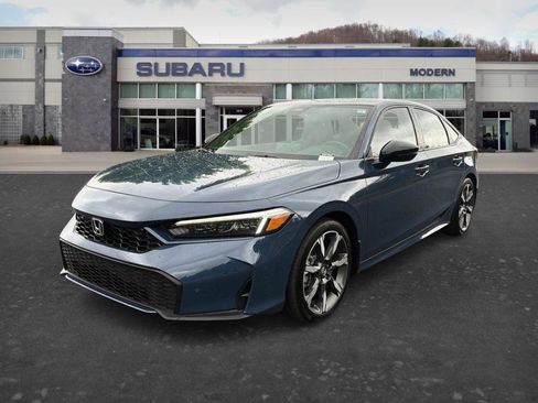 Used 2025 Honda Civic Sport image 1