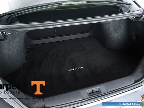 Used 2024 Nissan Sentra SR w/ SR Premium Package FWD image 28