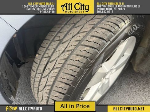 Used 2010 Scion xB Hatchback 4D image 29