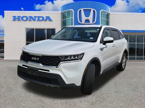 Used 2023 Kia Sorento LX AWD/4WD image 25
