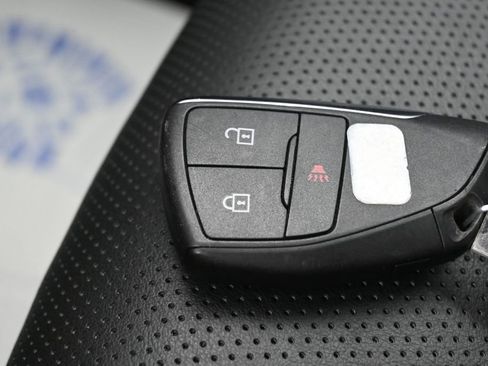 Used 2024 Buick Envision Preferred AWD/4WD image 27