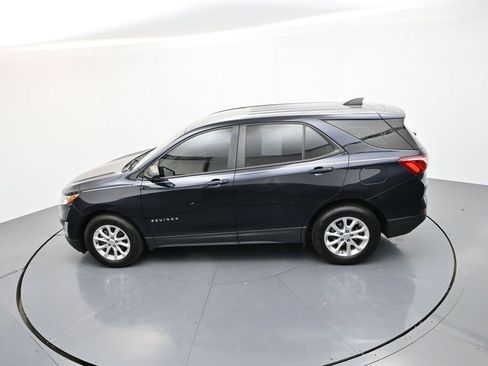 Used 2020 Chevrolet Equinox LS image 17