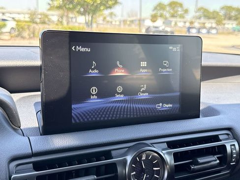 Used 2025 Lexus IS 350 F Sport RWD image 22