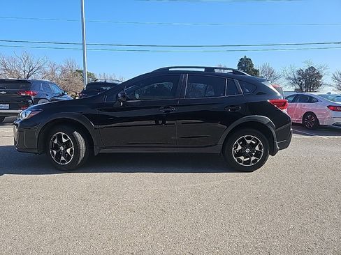 Used 2018 Subaru Crosstrek 2.0i Premium w/ Eyesight System image 22