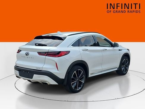 Used 2023 INFINITI QX55 Essential w/ Accent Package AWD/4WD image 5