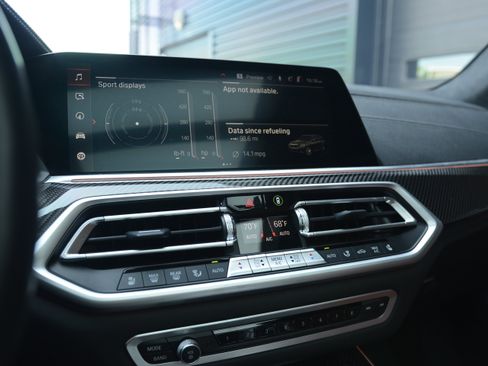 Used 2022 BMW X5 M50i w/ Executive Package AWD/4WD image 21
