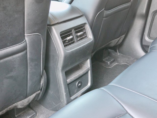 Used 2024 Ford Edge SEL AWD/4WD image 12