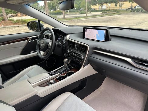 Used 2016 Lexus RX 450h AWD image 27