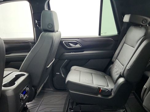 Used 2023 Chevrolet Tahoe LT w/ Luxury Package AWD/4WD image 25