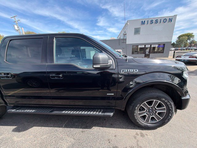 Used 2017 Ford F150 XLT w/ Equipment Group 302A Luxury AWD/4WD image 11