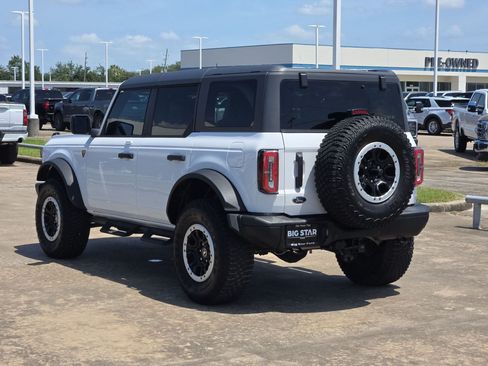 Used 2023 Ford Bronco Badlands w/ Sasquatch Package AWD/4WD image 7