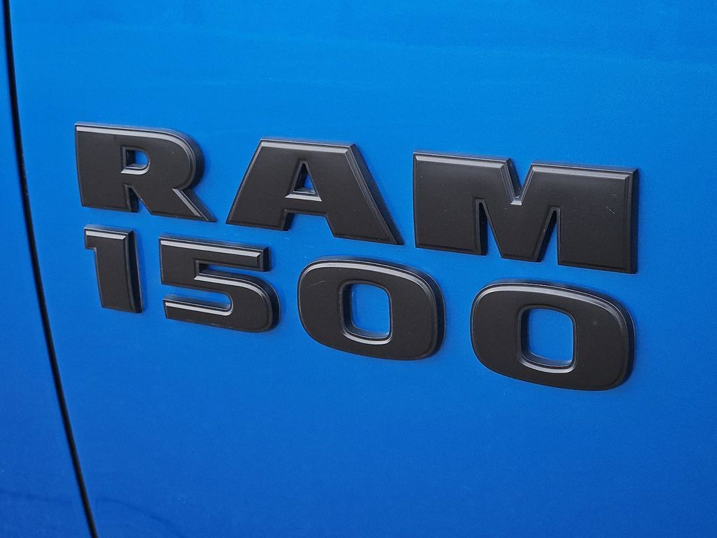 Used 2018 RAM 1500 Sport w/ Hydro Blue Sport Package AWD/4WD image 12