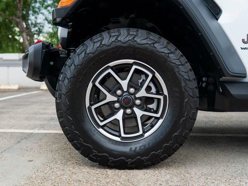 Used 2026 Jeep Wrangler Rubicon w/ Safety Group AWD/4WD image 11