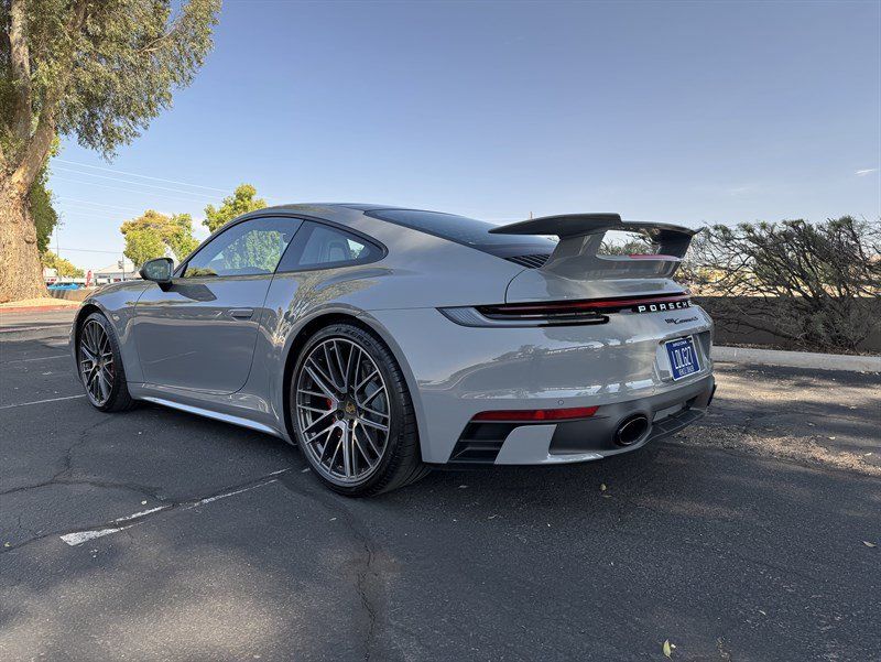 Used 2024 Porsche 911 Carrera 4S w/ Premium Package AWD/4WD image 16