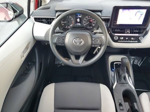 Used 2024 Toyota Corolla LE image 8