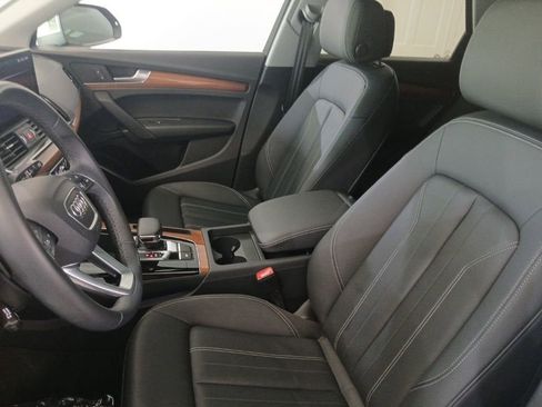 Used 2023 Audi Q5 2.0T Premium w/ Convenience Package AWD/4WD image 16