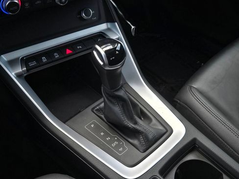 Used 2025 Audi Q3 2.0T Premium AWD/4WD image 18