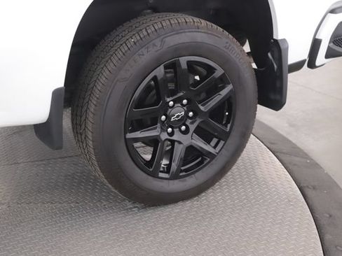 Used 2023 Chevrolet Silverado 1500 RST w/ True North Edition Plus AWD/4WD image 15