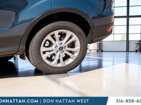 Used 2019 Ford Escape SE FWD image 32