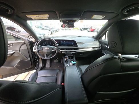 Used 2024 Cadillac XT4 Premium Luxury image 26