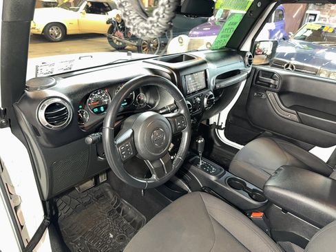 Used 2017 Jeep Wrangler Unlimited Sport w/ Quick Order Package 24S image 14