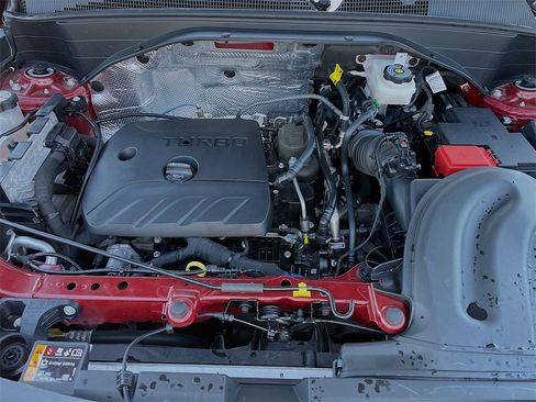 Used 2023 Chevrolet TrailBlazer RS image 28