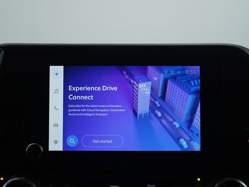 Used 2023 Toyota Highlander XLE image 19