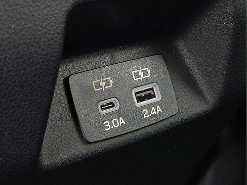 New 2025 Subaru Crosstrek 2.5i Limited image 11