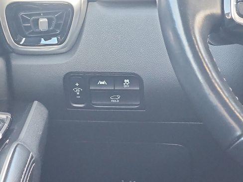 Used 2023 Kia Sorento SX image 13