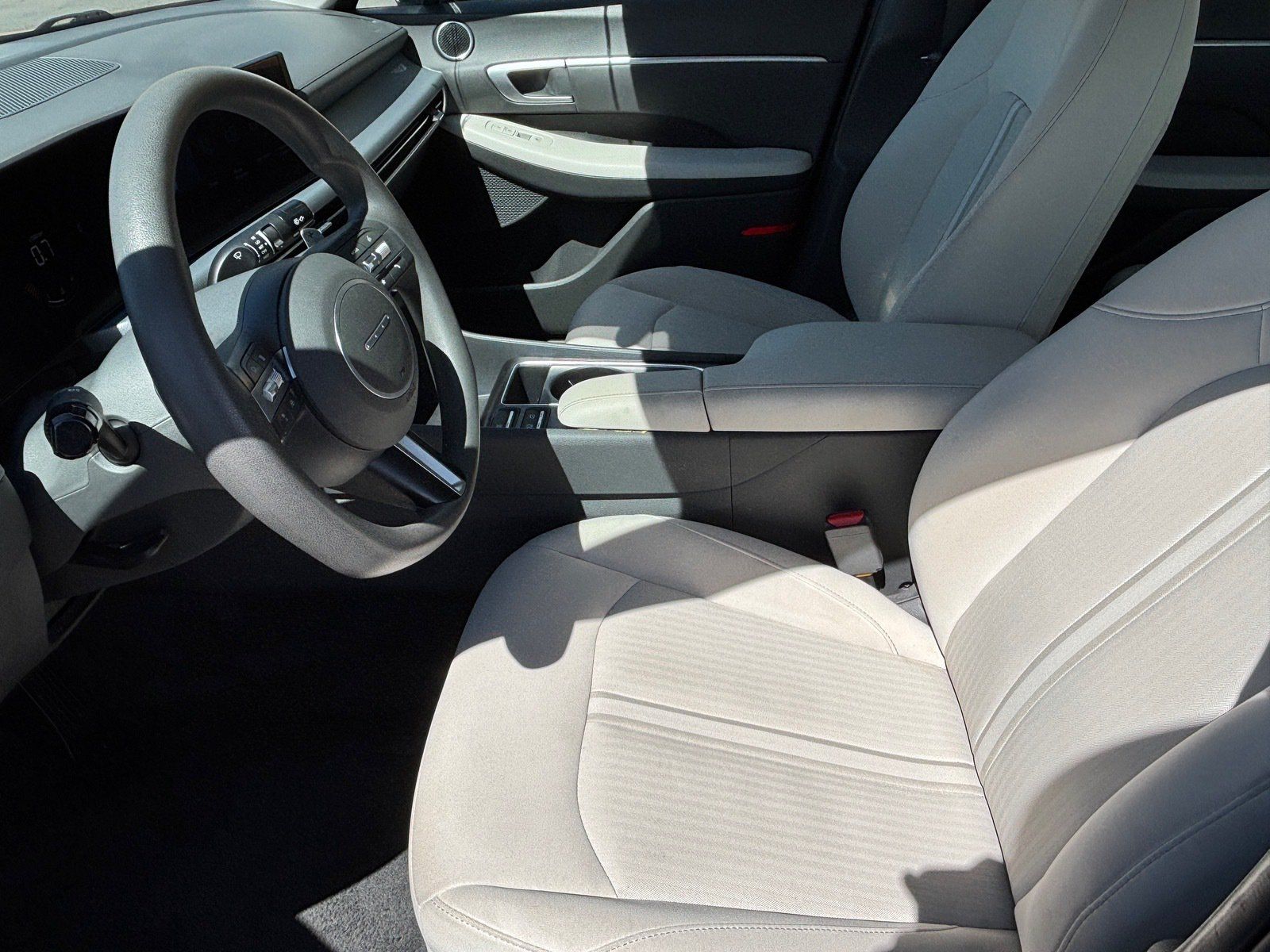 Used 2025 Hyundai Sonata SEL FWD image 20