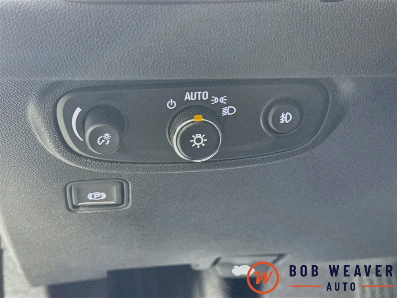 Used 2023 GMC Terrain AT4 AWD/4WD image 12
