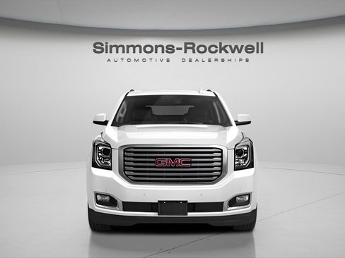 Used 2020 GMC Yukon SLE w/ SLE Value Package image 7