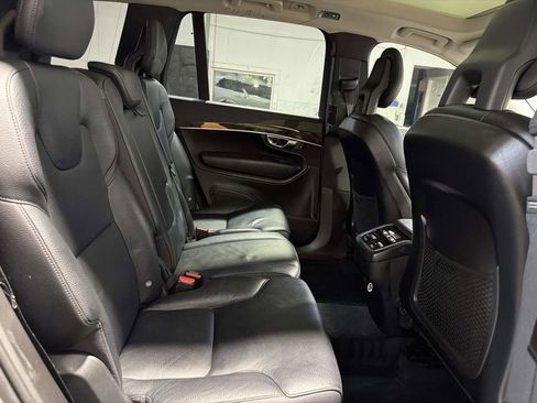 Used 2016 Volvo XC90 T6 Momentum w/ Momentum Plus Package AWD/4WD image 26