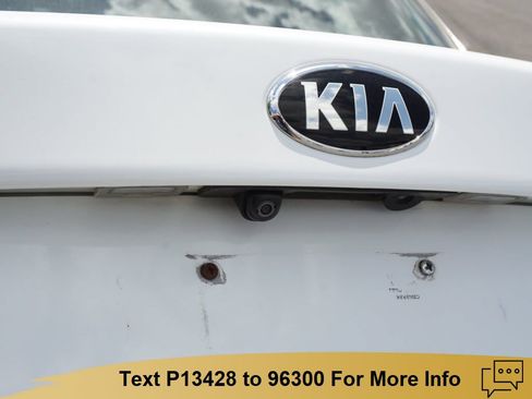 Used 2018 Kia Optima LX image 21