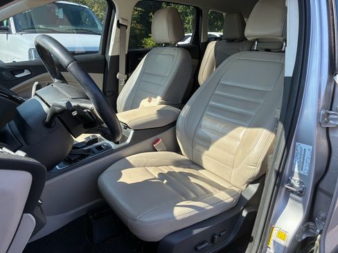 Used 2017 Ford Escape Titanium FWD image 6